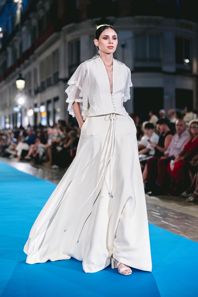 C66F8BB3-13BC-4C26-B5E4-586A3F328807(1)